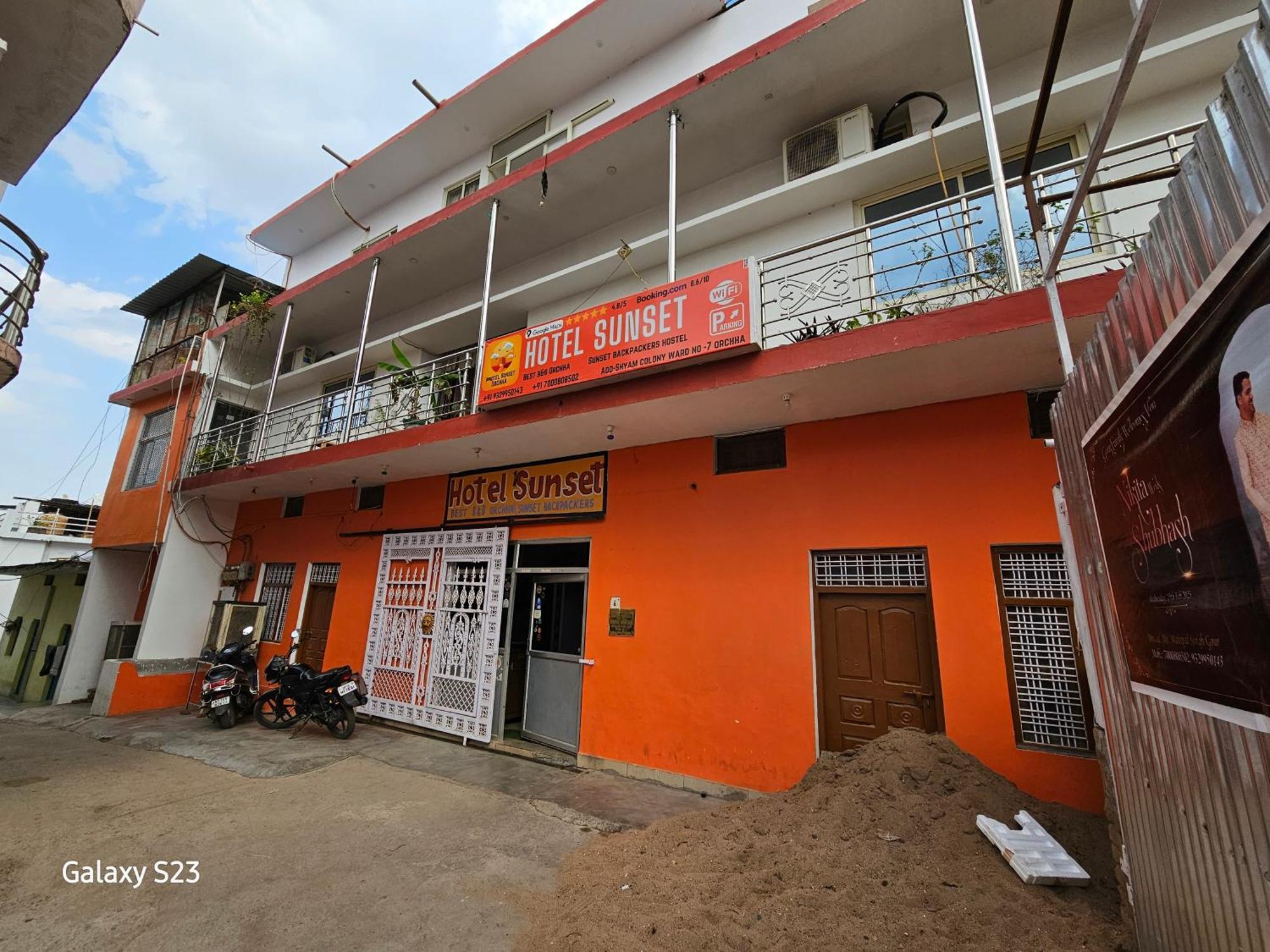 Hotel Sunset Orchha Bagian luar foto